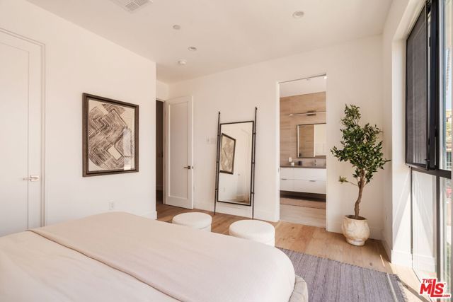 1245 N Formosa Avenue B, West Hollywood, CA 90046