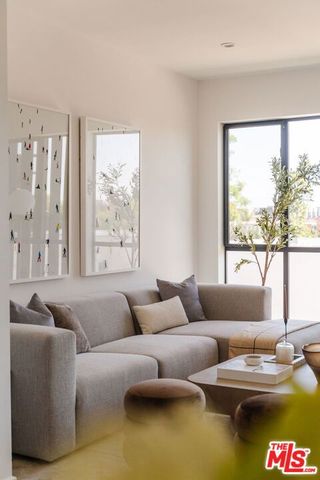 1245 N Formosa Avenue B, West Hollywood, CA 90046