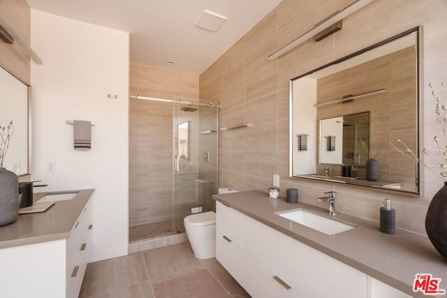 1245 N Formosa Avenue B, West Hollywood, CA 90046