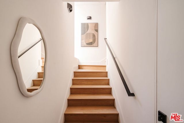 1245 N Formosa Avenue B, West Hollywood, CA 90046