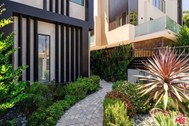1245 N Formosa Avenue B, West Hollywood, CA 90046