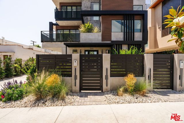 1245 N Formosa Avenue B, West Hollywood, CA 90046