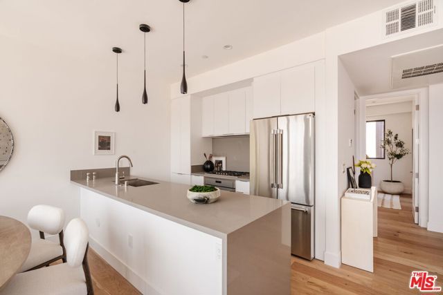 1245 N Formosa Avenue B, West Hollywood, CA 90046