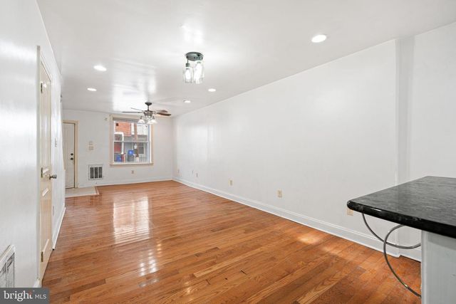 1816 S ALDEN ST, Philadelphia, PA 19143