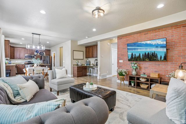 8761 N DURHAM CT, Eagle Mountain, UT 84005