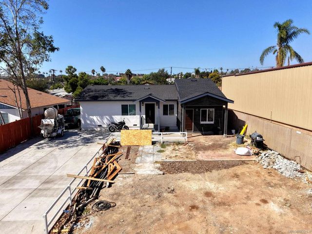 8836 Valencia st, Spring Valley, CA 91977