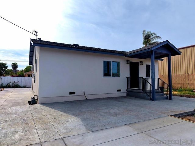 8836 Valencia st, Spring Valley, CA 91977