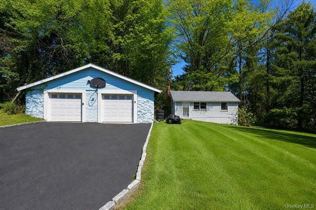 30 Granite Springs Road, Granite Springs, NY 10527