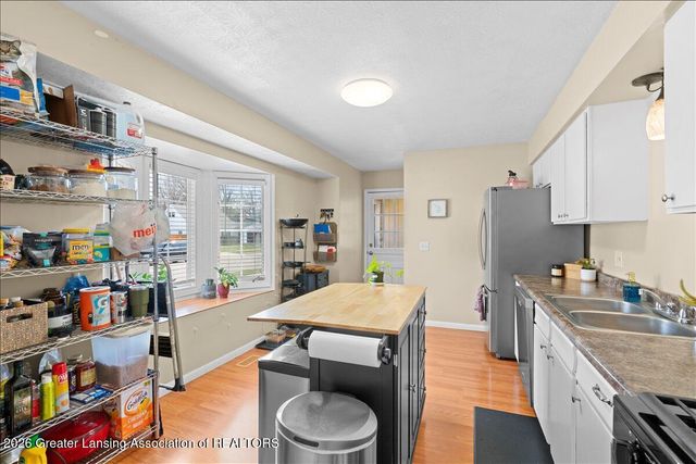 1895 Dean Avenue, Holt, MI 48842