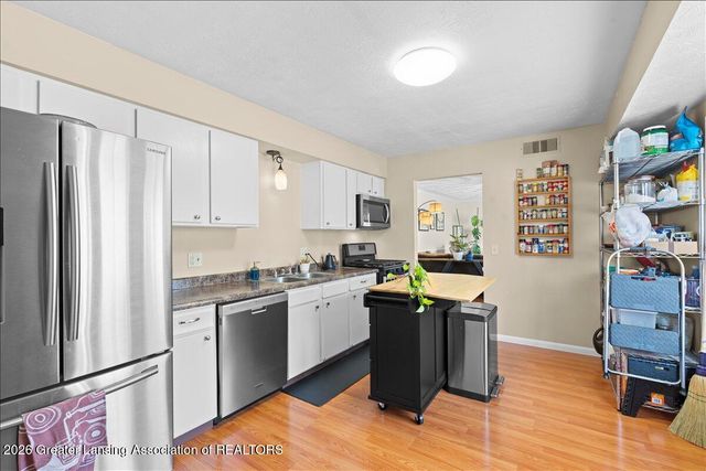 1895 Dean Avenue, Holt, MI 48842