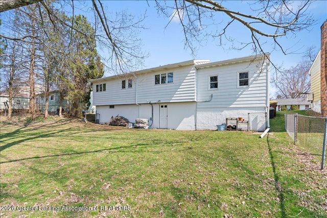 1895 Dean Avenue, Holt, MI 48842