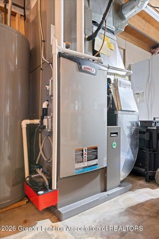 1895 Dean Avenue, Holt, MI 48842