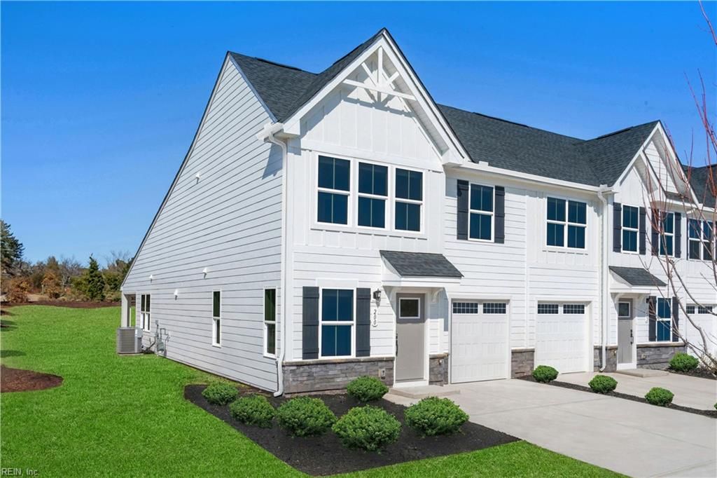 5052 Winding CRK # 5E, Williamsburg, VA 23188