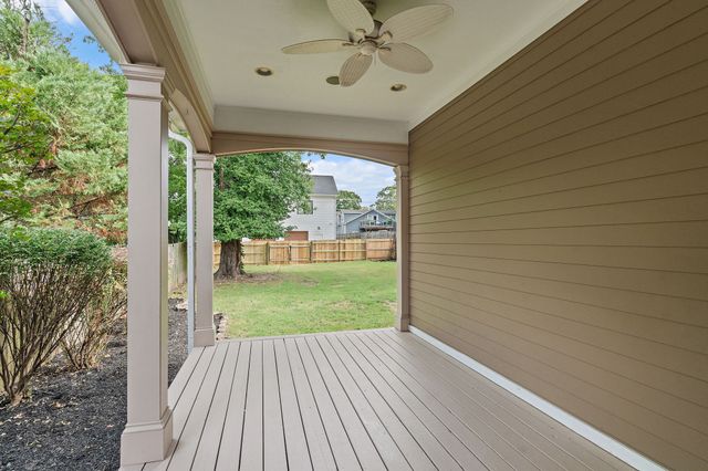 221 Treutland Ave, Nashville, TN 37207