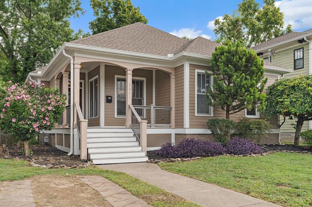 221 Treutland Ave, Nashville, TN 37207