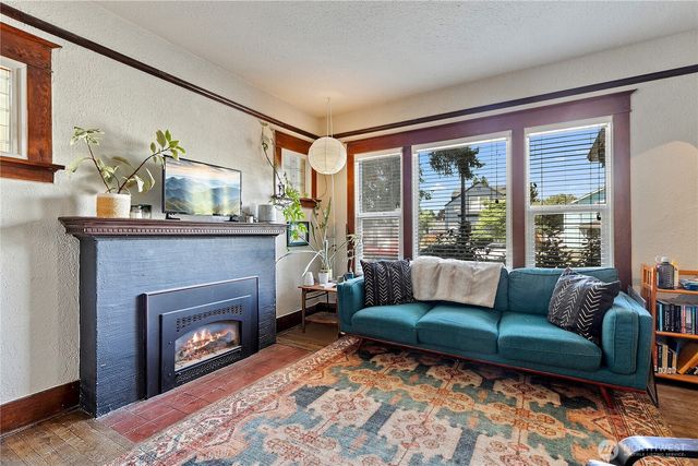 2121 S M Street, Tacoma, WA 98405