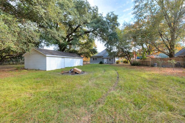 606 N Purdy Street, Sumter, SC 29150