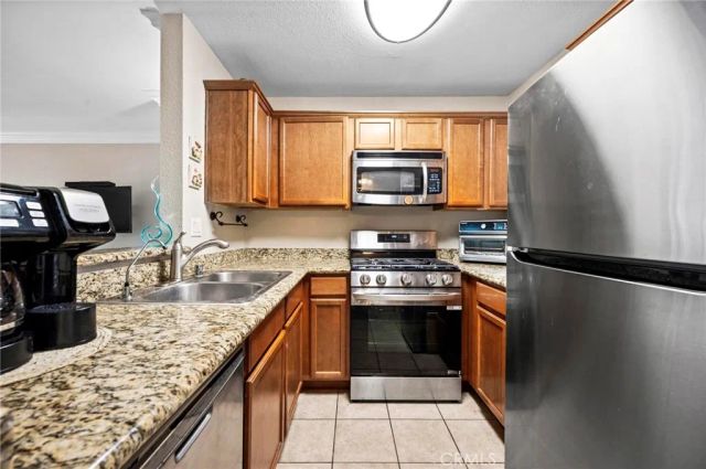 355 N Maple Street 121, Burbank, CA 91505