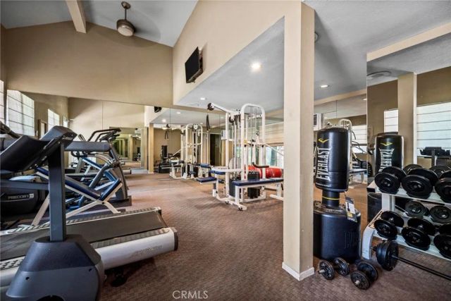 355 N Maple Street 121, Burbank, CA 91505