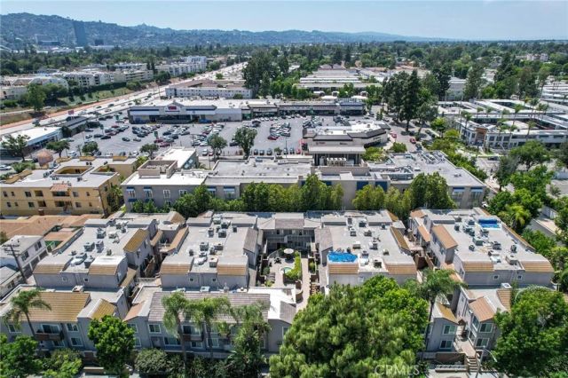 355 N Maple Street 121, Burbank, CA 91505