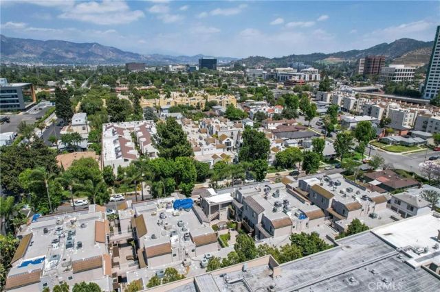 355 N Maple Street 121, Burbank, CA 91505