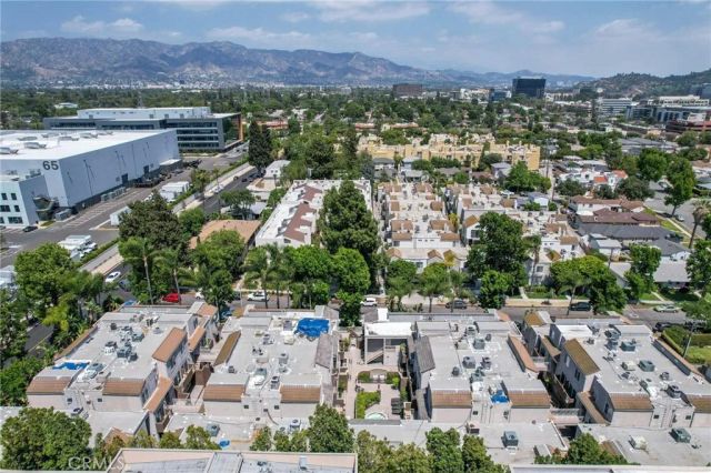 355 N Maple Street 121, Burbank, CA 91505
