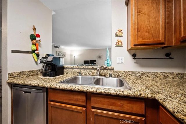 355 N Maple Street 121, Burbank, CA 91505