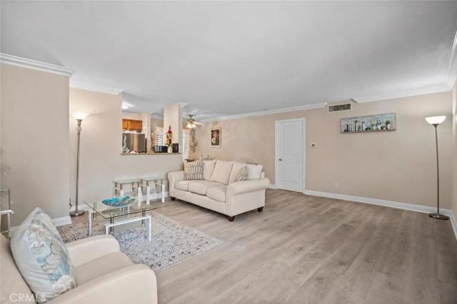 355 N Maple Street 121, Burbank, CA 91505