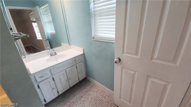 514 Antilles CT, Marco Island, FL 34145