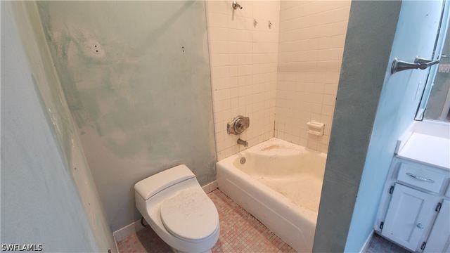 514 Antilles CT, Marco Island, FL 34145