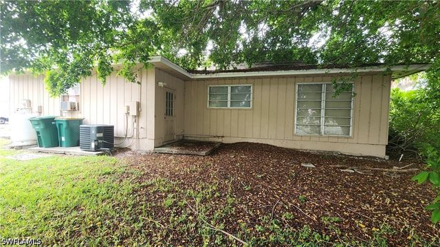 514 Antilles CT, Marco Island, FL 34145