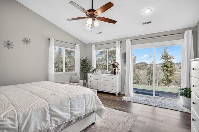 518 Clearwater Drive, Fordland, MO 65652