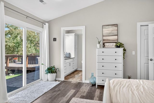 518 Clearwater Drive, Fordland, MO 65652