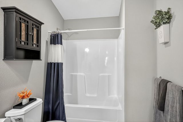 518 Clearwater Drive, Fordland, MO 65652