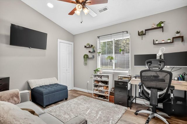 518 Clearwater Drive, Fordland, MO 65652