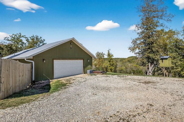 518 Clearwater Drive, Fordland, MO 65652