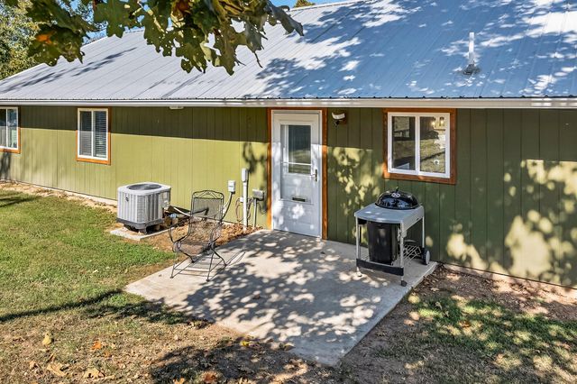 518 Clearwater Drive, Fordland, MO 65652