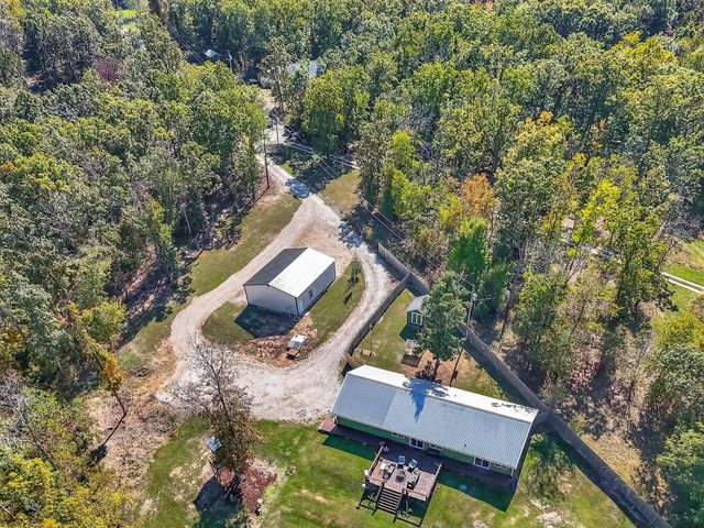 518 Clearwater Drive, Fordland, MO 65652