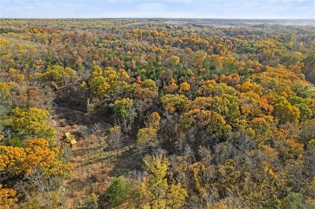 33345 W 95th Street, De Soto, KS 66018