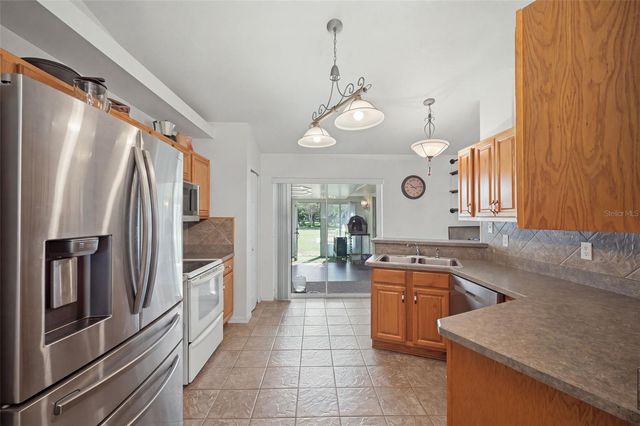8663 SE 60TH AVENUE, Ocala, FL 34472