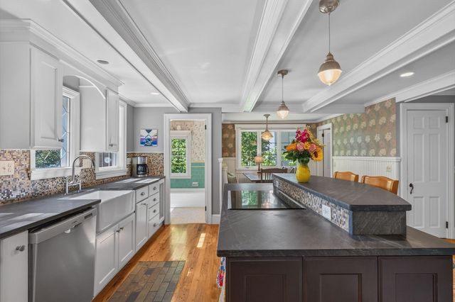 202 S. Washington St, North Attleboro, MA 02760