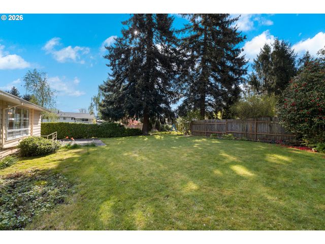 14220 Ne SAN RAFAEL St, Portland, OR 97230