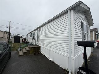 54 West Drive, East Providence, RI 02916