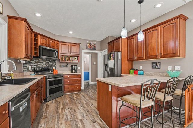 3297 W Front Street, Buchanan, MI 49107