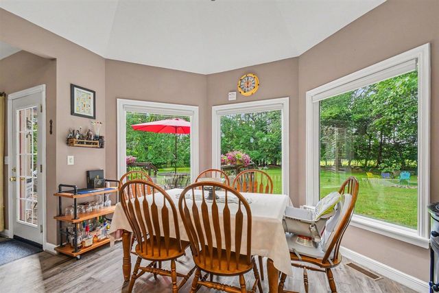 3297 W Front Street, Buchanan, MI 49107
