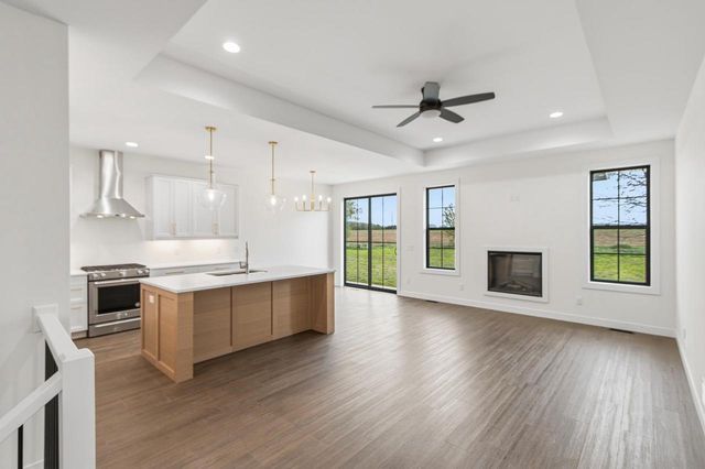 313 Willow Street, Pardeeville, WI 53954
