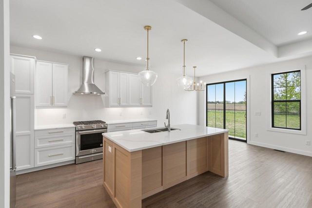 313 Willow Street, Pardeeville, WI 53954