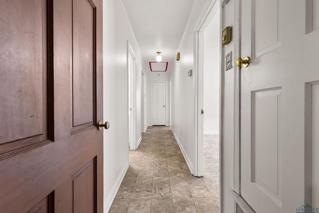 1601 Auburn Dr., Longview, TX 75601