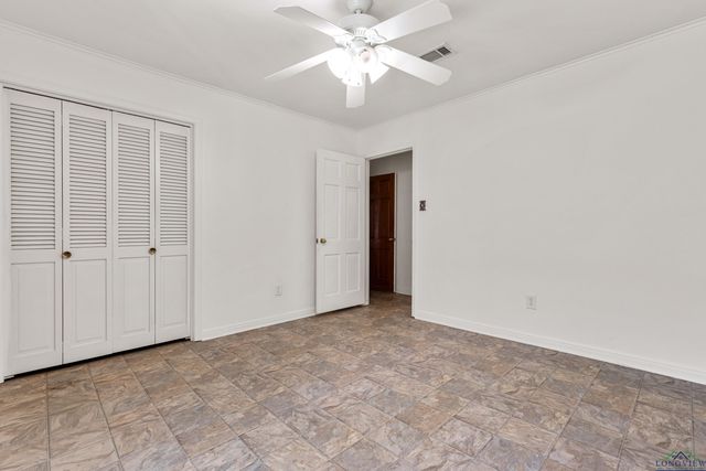 1601 Auburn Dr., Longview, TX 75601