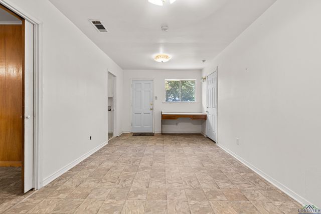 1601 Auburn Dr., Longview, TX 75601